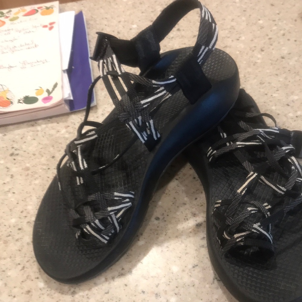Ladies Chaco, black , only worn a few times